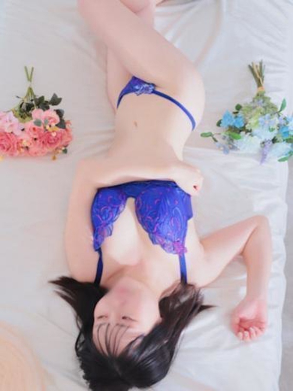 如月つぼみ